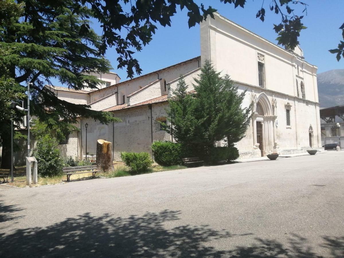 Il Labirinto Bed & Breakfast Sulmona Exterior photo